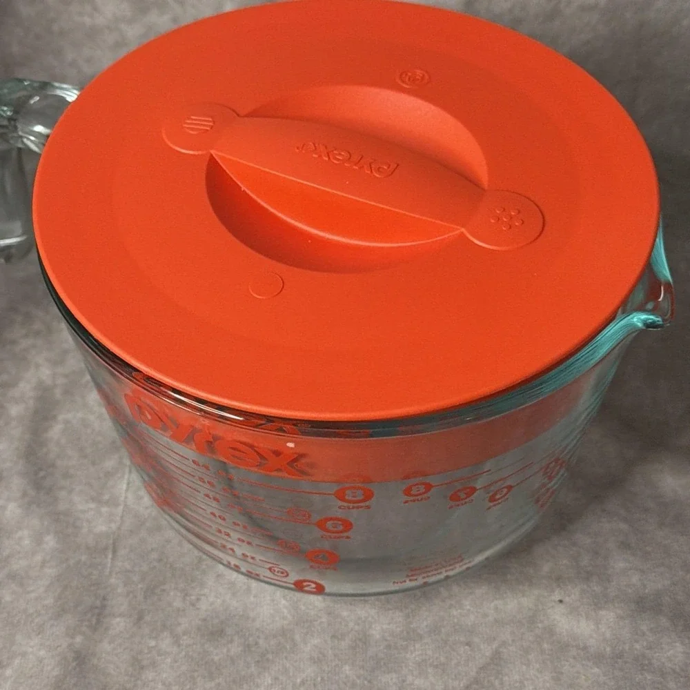 VTG Pyrex 8 Cup/64 Oz Glass Measuring Cup Batter Mixing Bowl With Lid 564-PPD-PC